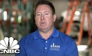 The Rock Bottom Moment that led to a Multi-Million Fortune